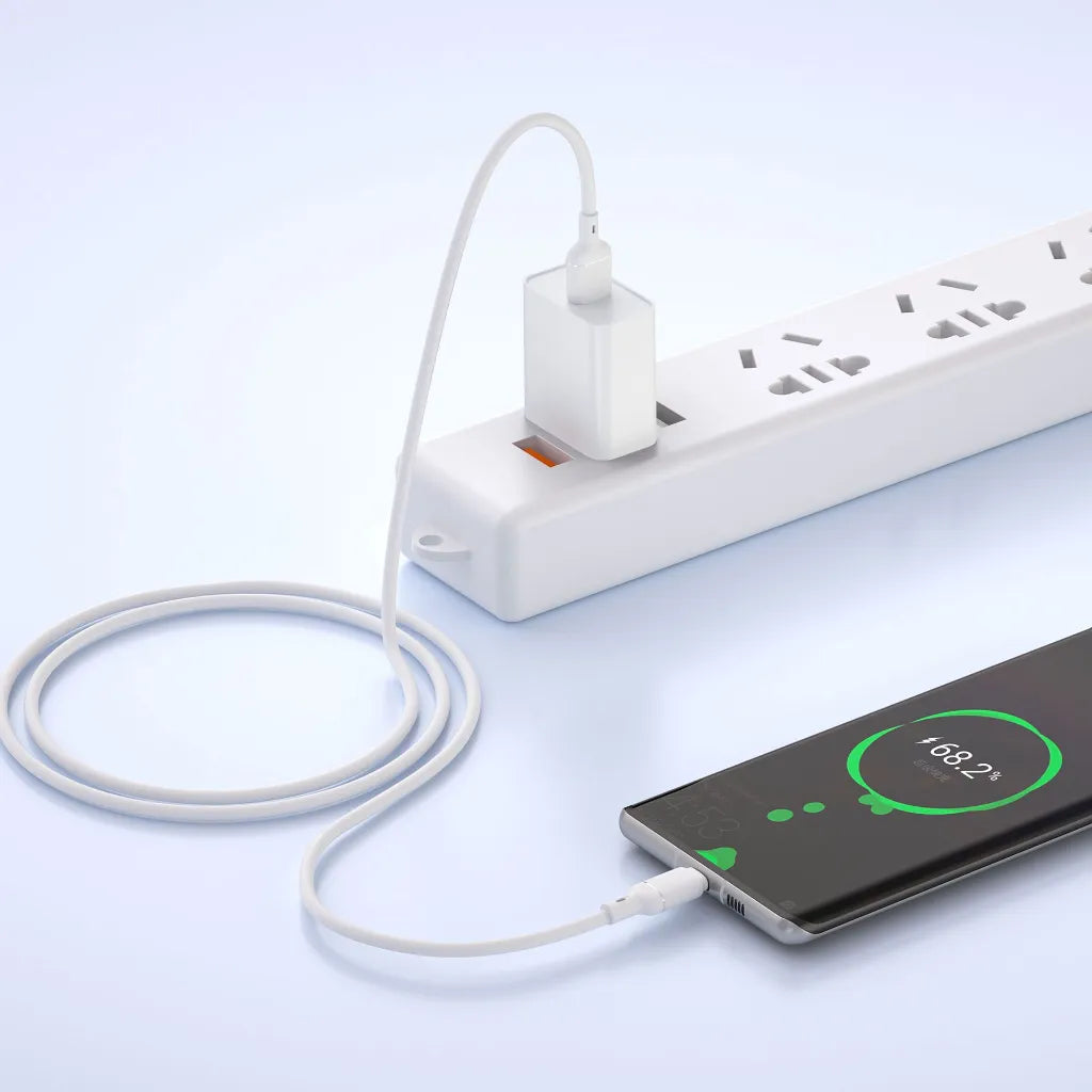 Cabo WIWU Stellar USB-A para USB-C a carregar um telemóvel